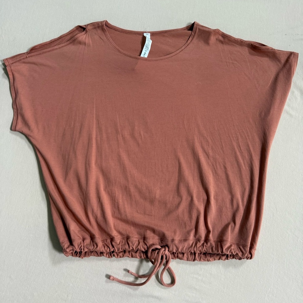 lululemon Short Sleeve Tee with Drawstring Spiced Chai